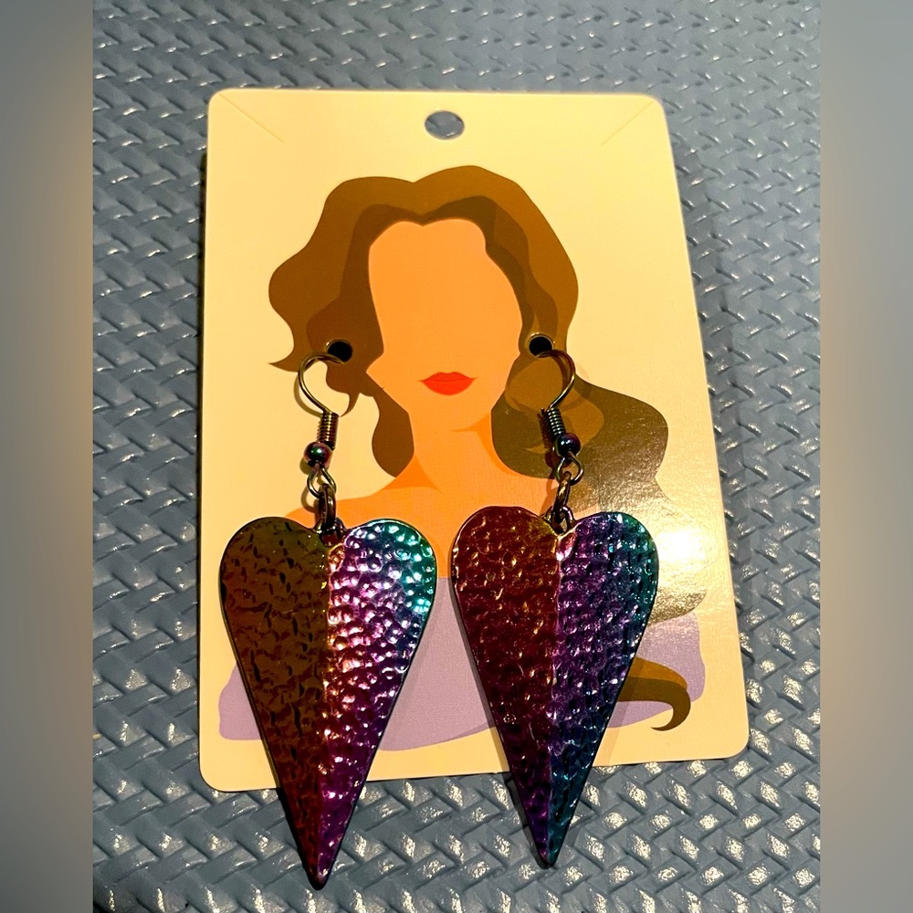🩷 Handmade Hammered Heart Earrings 🩷